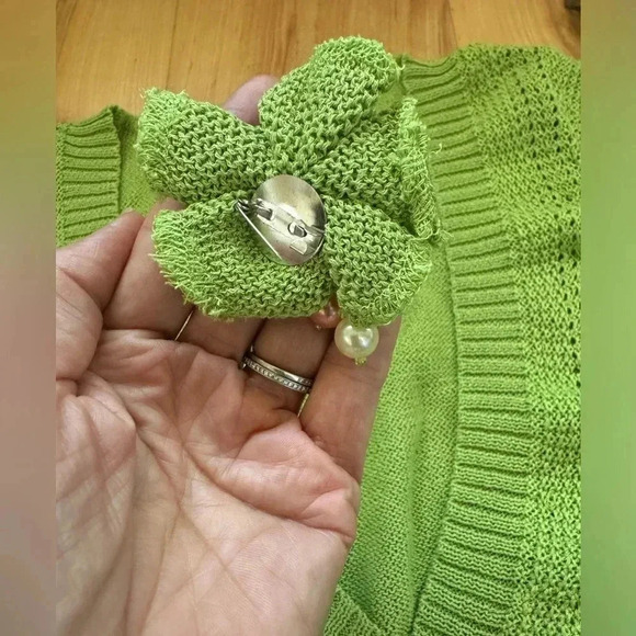 Vintage Green Knit Crochet Cropped Sweater Deep V-neck - Picture 7 of 10